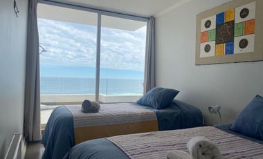 Arriendo año corrido a partir 1de abril ,espectacular Departamento con la mejor vista al mar.