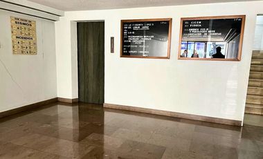 OFICINA EN VENTA AMUEBLADA EN CONDOMINIO, PRIMER PISO DESPACHO 101, EN TLALNEPANTLA CENTRO