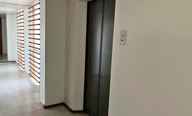 OFICINA EN VENTA AMUEBLADA EN CONDOMINIO, PRIMER PISO DESPACHO 101, EN TLALNEPANTLA CENTRO