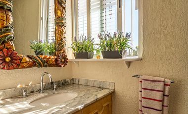 CASA EN RENTA SEMI AMUEBLADA EN SAN ANGEL