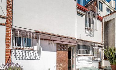 CASA EN RENTA SEMI AMUEBLADA EN SAN ANGEL