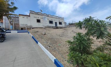 Casa en venta en Manta en Abdón Calderón