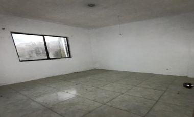 Casa de dos pisos en venta en Quevedo