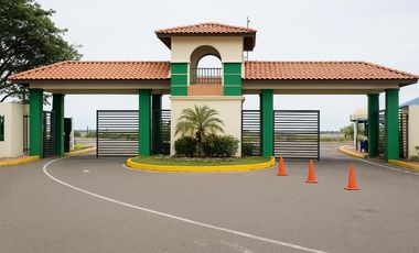 Casa en Sur de Babahoyo en Urbanización Valle Verde