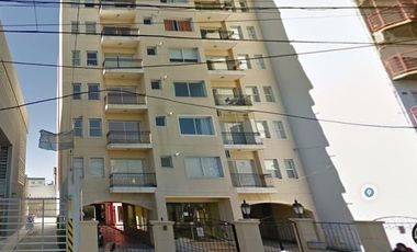 2 AMBIENTES AMPLIOS COCINA SEPARADA CON COCHERA