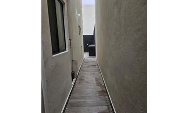 Casa en Renta Fontana Residencial Carretera Nacional JPMG