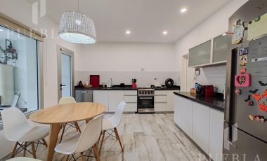 Casa 6 ambientes en venta en San Cristóbal