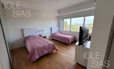 Casa en venta al río en Albanueva, Barrio Nautico ,  Tigre