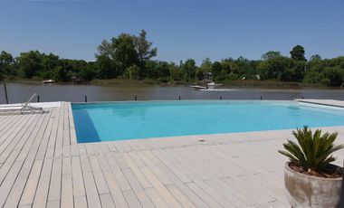 Casa en venta al río en Albanueva, Barrio Nautico ,  Tigre