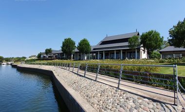 Casa en venta al río en Albanueva, Barrio Nautico ,  Tigre