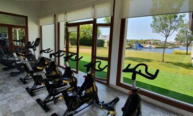 Casa en venta al río en Albanueva, Barrio Nautico ,  Tigre