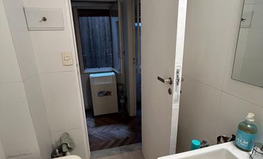 Venta departamento semipiso, 3 ambientes, Palermo Chico, 1° piso contrafrente