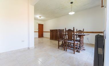 30 entre 500 y 501 M.B. Gonnet - Departamento de dos dormitorios en Venta