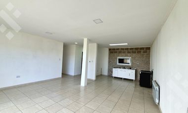 ALQUILER DEPTO 3 AMB, CON BALCÓN Y COCHERA, EN ALTOS DE ALBERDI, PLOTTIER