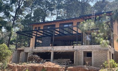 Casa en venta en  Valle de Bravo