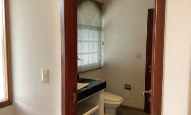 CASA 4 RECAMARAS - A CAMPO- LOMAS COUNTRY RENTA-VENTA