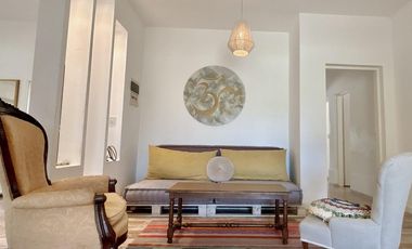 ALQUILER 1 AÑO: Casa 3 habitaciones, dep de servicio, pileta, lote interno en San Isidro Labrador