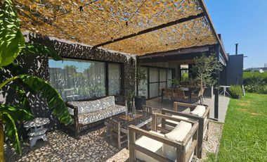 Venta - Casa en Barrio San Sebastián - Escobar