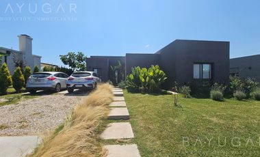 Venta - Casa en Barrio San Sebastián - Escobar