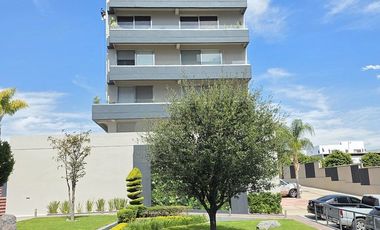 Hermoso y amplio departamento en venta con terraza privada y amenidades