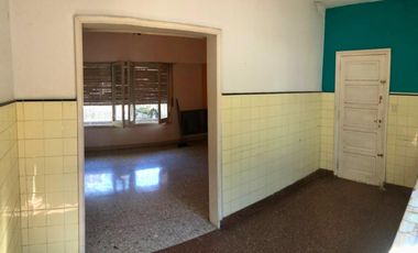 Reservada! Casa en Quilmes Oeste 3 ambientes con Garaje