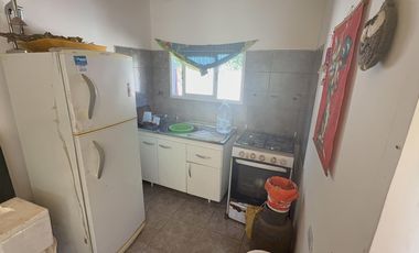 SE ALQUILA CASA PREFABRICADA A ESTRENAR EN COSQUIN 10 CUADRAS RUTA 38 REF: 2137