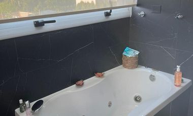 Casa en alquiler amoblado en Los Castaños, Nordelta