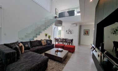 Casa en alquiler amoblado en Los Castaños, Nordelta