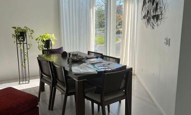 Casa en alquiler amoblado en Los Castaños, Nordelta