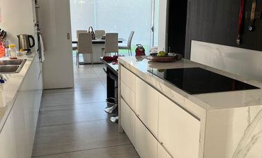 Casa en alquiler amoblado en Los Castaños, Nordelta