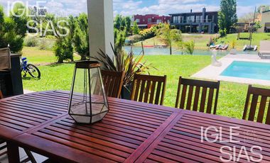 Casa en alquiler a la laguna en Santa Clara, Villanueva