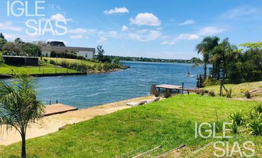 Casa en alquiler a la laguna en Santa Clara, Villanueva