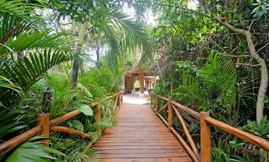 Único Lote Frente al Mar en Rosewood Mayakoba | Oportunidad Irrepetible