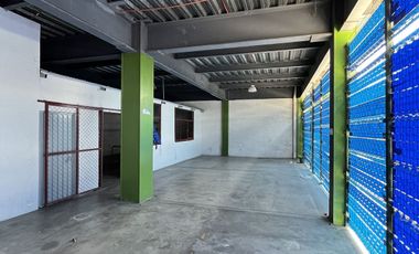 EDIFICIO CON ESPACIOS PARA OFICINAS EN RENTA