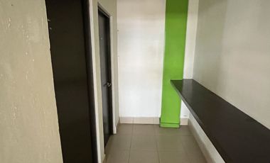 EDIFICIO CON ESPACIOS PARA OFICINAS EN RENTA