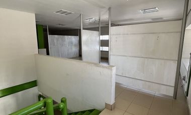 EDIFICIO CON ESPACIOS PARA OFICINAS EN RENTA