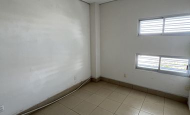 EDIFICIO CON ESPACIOS PARA OFICINAS EN RENTA