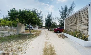 TERRENO EN LA PLAYA DE CHICXULUB PUERTO EN MERIDA YUCATAN