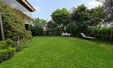 SE VENDE INCREÍBLE CASA EN BOSQUES DE LAS LOMAS (NyV)