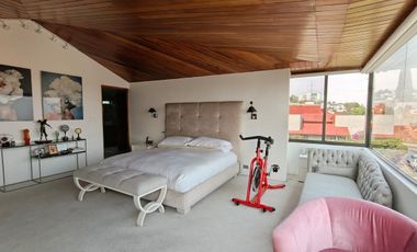 SE VENDE INCREÍBLE CASA EN BOSQUES DE LAS LOMAS (NyV)