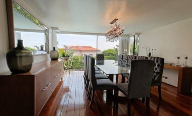 SE VENDE INCREÍBLE CASA EN BOSQUES DE LAS LOMAS (NyV)