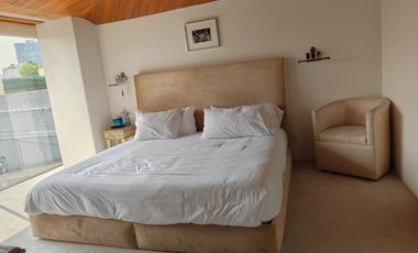 SE VENDE INCREÍBLE CASA EN BOSQUES DE LAS LOMAS (NyV)