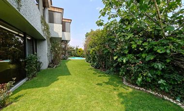 SE VENDE INCREÍBLE CASA EN BOSQUES DE LAS LOMAS (NyV)