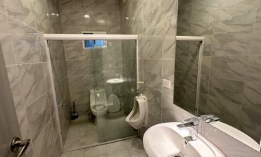 Bodega nueva con oficinas