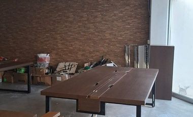 VENTA Local y Oficina en Edificio Corporativo