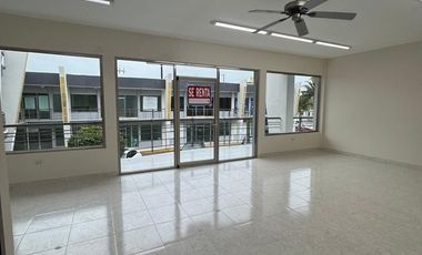 LOCAL COMERCIAL EN RENTA EN PLAZA PREMIUM, CIUDAD DEL CARMEN, CAMPECHE