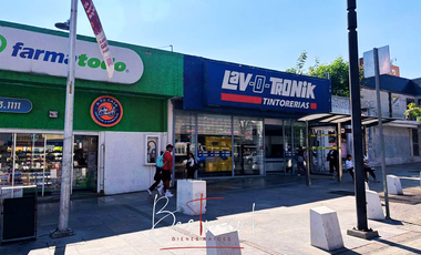 Renta de excelente local sobre la Av. Juárez