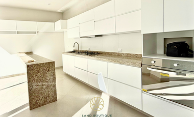 Casa en Venta Loretta 1