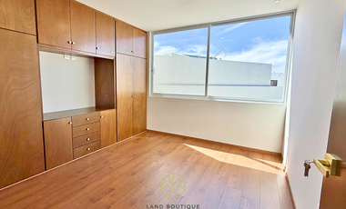 Casa en Venta Loretta 1