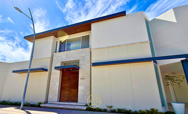 Casa en Venta Loretta 1